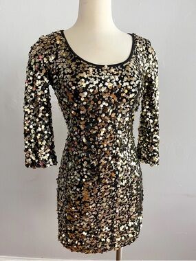 Frederick’s of Hollywood Gold Sequin Scoop-Neck Mini Dress cut out back